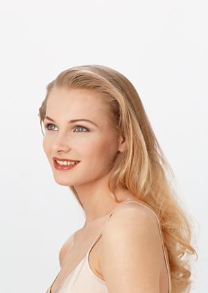 池袋のヘアカラーは多種多様な髪色に